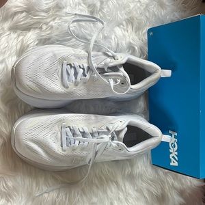 Womens Hoka Bondi 8 - size 9.5